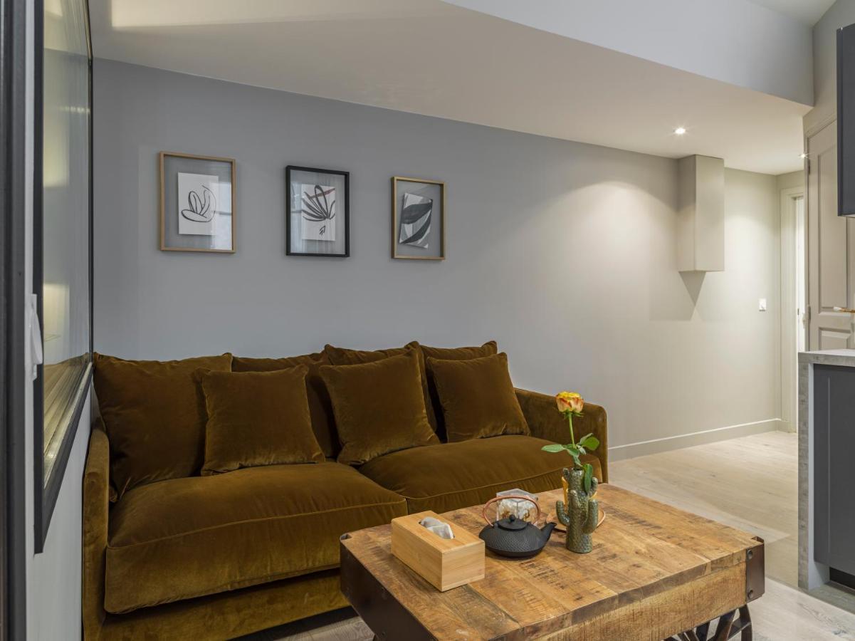 Fabulous Grey Apartment Paris Exterior foto